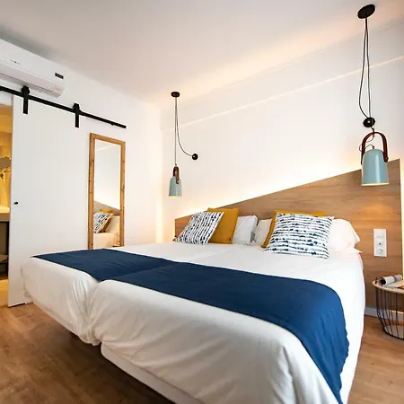 Blanca By Uephotels מלון *