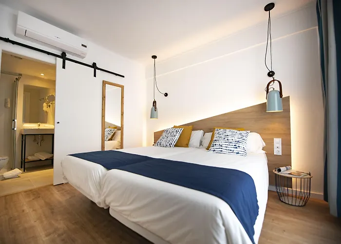 Blanca By Uephotels Otel *