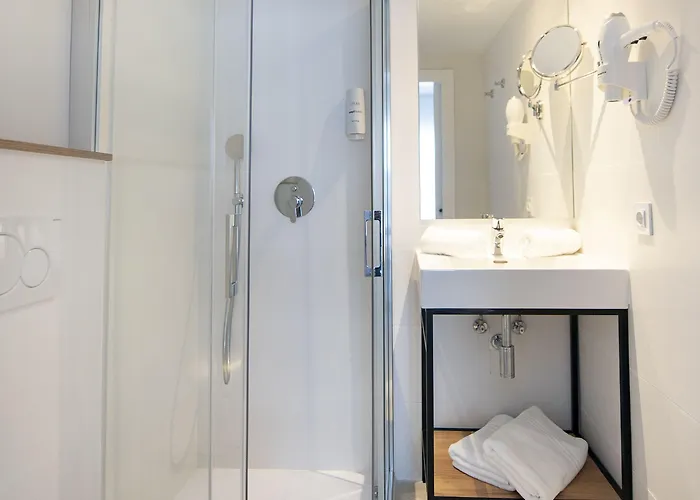 Blanca By Uephotels Otel