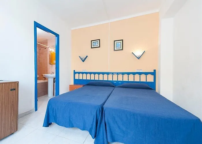 Blanca By Uephotels Hotel